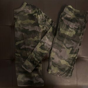 Cat & Jack Kids Camouflage Pajama Set